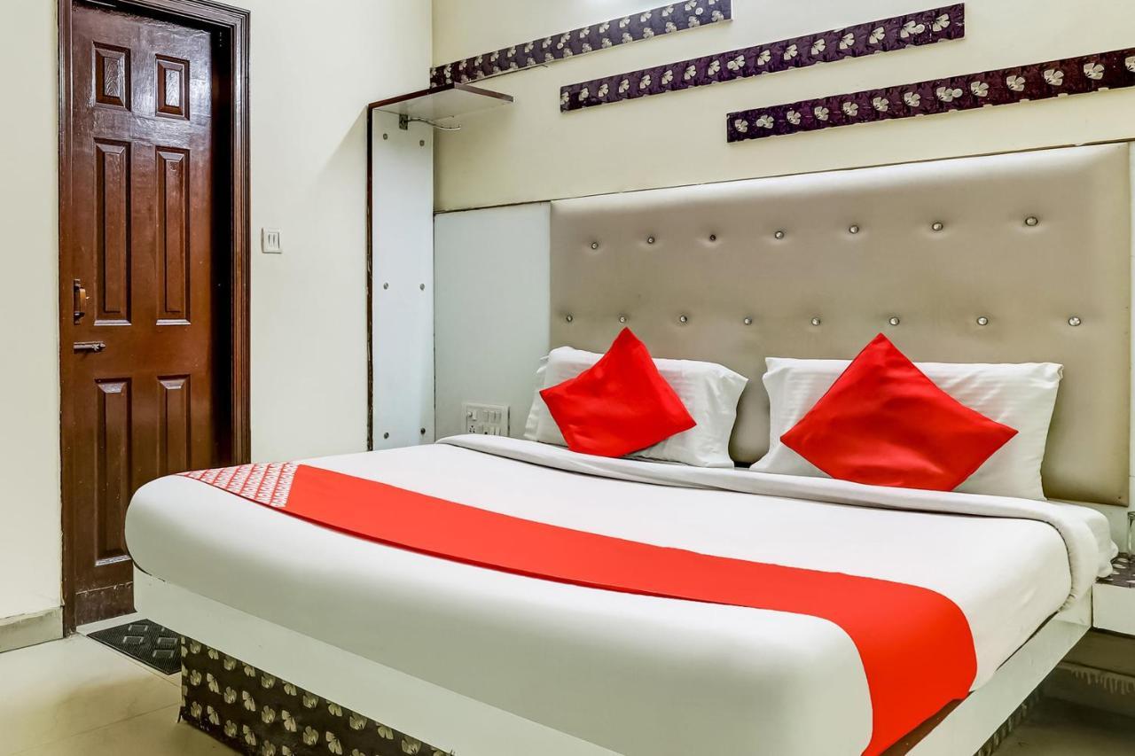 Oyo 75948 Hotel Tushar Continental Nowe Delhi Zewnętrze zdjęcie
