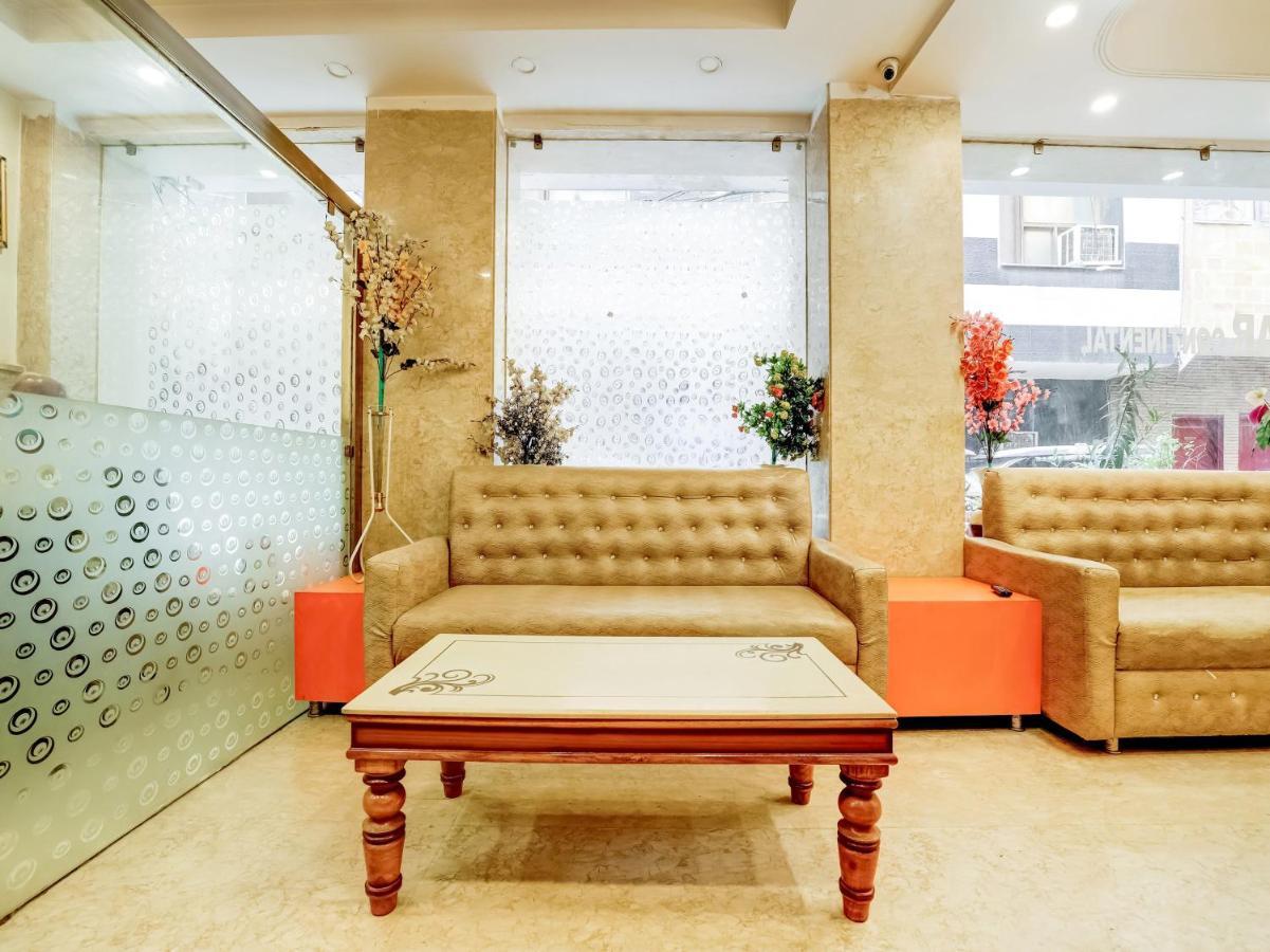 Oyo 75948 Hotel Tushar Continental Nowe Delhi Zewnętrze zdjęcie